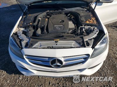 Zdjęcie 11 z 11 samochodu: 2017 MERCEDES-BENZ C 300 4MATIC VIN:55SWF4KB2HU203000 - miniatura