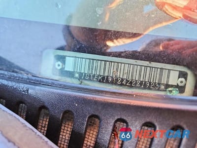 Zdjęcie 12 z 12 samochodu: 2004 GMC NEW SIERRA K1500 VIN:1GTEK19T84Z281923 - miniatura