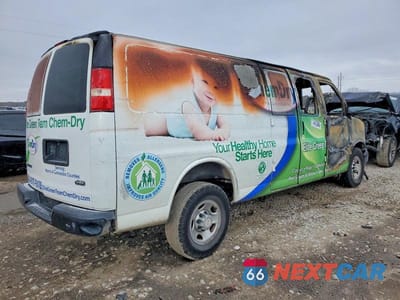 Trzecie zdjęcie samochodu z tyłu: 2017 CHEVROLET EXPRESS G2500 VIN:1GCWGBFF9H1133150 - miniatura