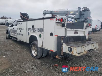 Trzecie zdjęcie samochodu z tyłu: 2019 FORD F450 SUPER DUTY UTILITY / SERVICE TRUCK VIN:1FD0W4HT4KEC11742 - miniatura