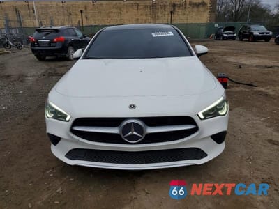 Piąte zdjęcie samochodu w środku: 2020 MERCEDES-BENZ CLA 250 4MATIC VIN:W1K5J4HB5LN088167 - miniatura