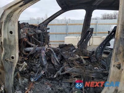 Zdjęcie 7 z 11 samochodu: 2021 GMC SIERRA K1500 DENALI VIN:3GTU9FET3MG223146 - miniatura