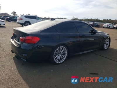 Trzecie zdjęcie samochodu z tyłu: 2015 BMW M4 VIN:WBS3R9C58FK335284 - miniatura