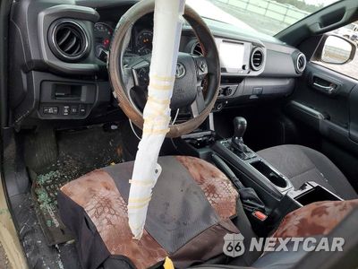 Zdjęcie 8 z 12 samochodu: 2018 TOYOTA TACOMA DOUBLE CAB VIN:3TMAZ5CN1JM061063 - miniatura