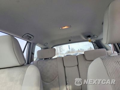 Zdjęcie 10 z 13 samochodu: 2009 TOYOTA RAV4 VIN:JTMBF35V895005749 - miniatura