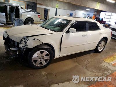2005 CHRYSLER 300 TOURING 2C3JK53GX5H677570 - główne zdjęcie licytacji z USA - miniatura