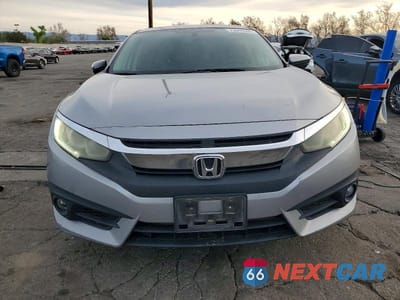 Piąte zdjęcie samochodu w środku: 2016 HONDA CIVIC EX VIN:2HGFC1F39GH644984 - miniatura