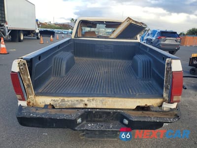 Zdjęcie 6 z 13 samochodu: 1988 CHEVROLET S TRUCK S10 VIN:1GCBS19R7J8111819 - miniatura