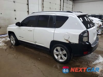 Drugie zdjęcie samochodu z przodu: 2016 JEEP COMPASS SPORT VIN:1C4NJCBA3GD615655 - miniatura