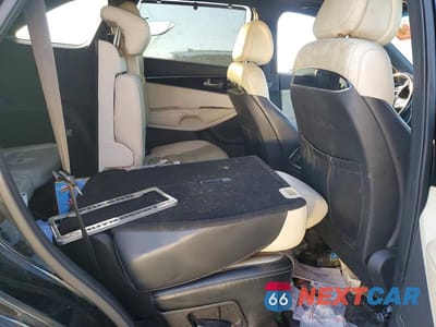 Zdjęcie 11 z 13 samochodu: 2016 KIA SORENTO SX VIN:5XYPK4A5XGG122041 - miniatura