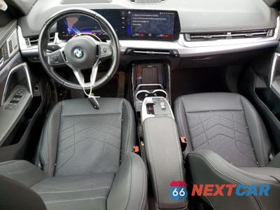 Zdjęcie 8 z 13 samochodu: 2023 BMW X1 XDRIVE28I VIN:WBX73EF00P5X10171 - miniatura
