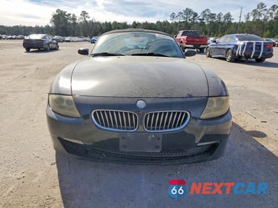 Piąte zdjęcie samochodu w środku: 2006 BMW Z4 3.0SI VIN:4USBU53546LW91276 - miniatura