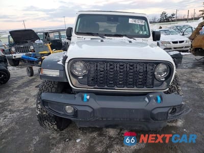 Piąte zdjęcie samochodu w środku: 2024 JEEP WRANGLER 4XE VIN:1C4RJXN69RW122408 - miniatura