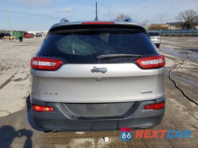 Zdjęcie 6 z 14 samochodu: 2017 JEEP CHEROKEE LATITUDE VIN:1C4PJMCB5HD227737 - miniatura