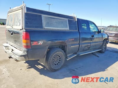 Trzecie zdjęcie samochodu z tyłu: 1999 CHEVROLET SILVERADO K1500 VIN:1GCEK19T8XE135548 - miniatura