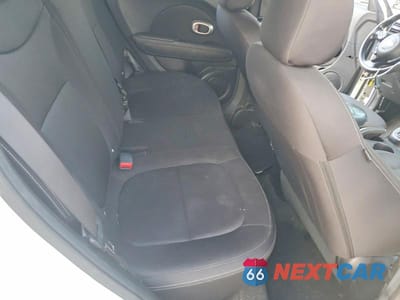 Zdjęcie 10 z 11 samochodu: 2016 KIA SOUL VIN:KNDJN2A27G7394549 - miniatura