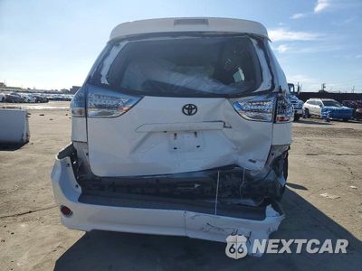 Zdjęcie 6 z 13 samochodu: 2016 TOYOTA SIENNA SE VIN:5TDXK3DCXGS721870 - miniatura