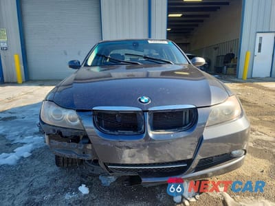 Piąte zdjęcie samochodu w środku: 2008 BMW 335 I VIN:WBAVB77528NH80642 - miniatura