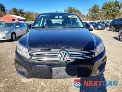 Piąte zdjęcie samochodu w środku: 2014 VOLKSWAGEN TIGUAN S VIN:WVGBV3AX9EW518518 - miniatura