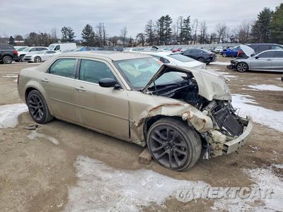 Czwarte zdjęcie samochodu z boku: 2006 CHRYSLER 300C VIN:2C3LA63H06H244562 - miniatura