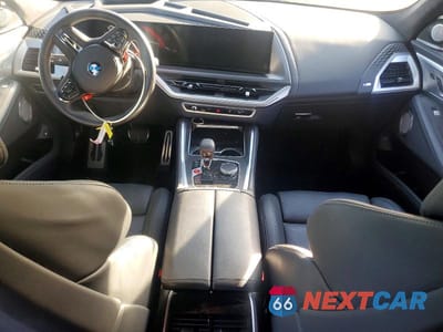 Zdjęcie 8 z 12 samochodu: 2023 BMW XM VIN:5YM23CS09P9S20894 - miniatura