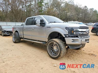 Czwarte zdjęcie samochodu z boku: 2020 FORD F150 SUPERCREW VIN:1FTFW1E48LFB86009 - miniatura