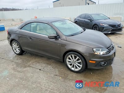 Czwarte zdjęcie samochodu z boku: 2016 VOLKSWAGEN EOS KOMFORT VIN:WVWBW8AH6GV000186 - miniatura