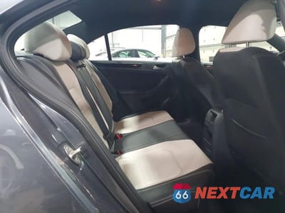 Zdjęcie 10 z 11 samochodu: 2015 VOLKSWAGEN JETTA SE VIN:3VWD17AJ7FM420873 - miniatura