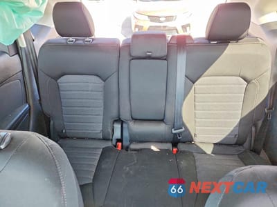 Zdjęcie 10 z 14 samochodu: 2015 FORD EDGE SE VIN:2FMTK3G88FBC22308 - miniatura