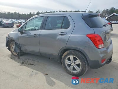 Drugie zdjęcie samochodu z przodu: 2020 CHEVROLET TRAX LS VIN:3GNCJKSB2LL341497 - miniatura