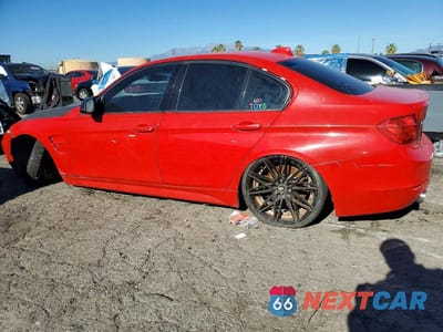 Drugie zdjęcie samochodu z przodu: 2013 BMW 335 I VIN:WBA3A9C58DF477460 - miniatura