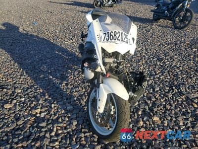 Drugie zdjęcie samochodu z przodu: 2019 SUZUKI GSX-R600 VIN:JS1GN7FA3K7101241 - miniatura