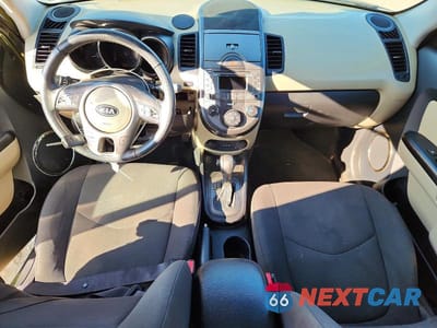 Zdjęcie 8 z 11 samochodu: 2011 KIA SOUL + VIN:KNDJT2A27B7319879 - miniatura