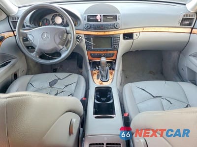 Zdjęcie 8 z 11 samochodu: 2006 MERCEDES-BENZ E 350 VIN:WDBUF56J36A908022 - miniatura