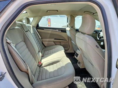 Zdjęcie 10 z 12 samochodu: 2017 FORD FUSION VIN:3FA6P0HD5HR366762 - miniatura