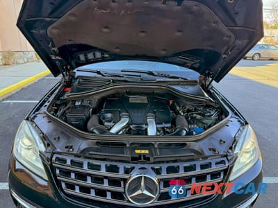 Zdjęcie 10 z 11 samochodu: 2014 MERCEDES-BENZ ML 550 4MATIC VIN:4JGDA7DB5EA341748 - miniatura