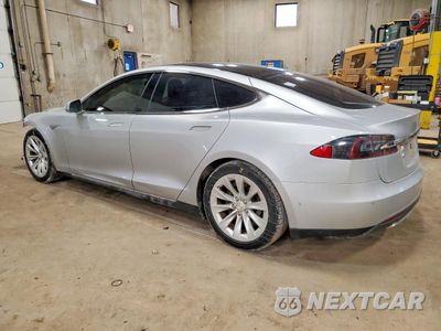 Drugie zdjęcie samochodu z przodu: 2015 TESLA MODEL S 90 VIN:5YJSA1E27FF115128 - miniatura