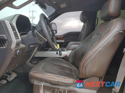 Zdjęcie 7 z 11 samochodu: 2017 FORD F350 VIN:1FT8W3BTXHED57307 - miniatura