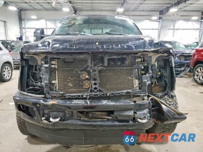 Piąte zdjęcie samochodu w środku: 2017 FORD F350 SUPER DUTY VIN:1FT8W3BT0HED09119 - miniatura