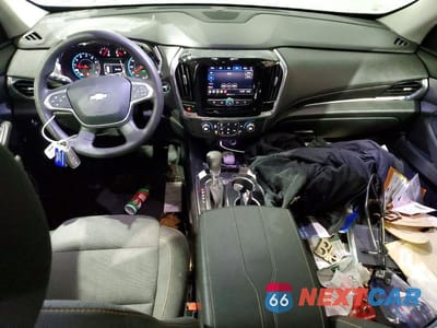 Zdjęcie 8 z 12 samochodu: 2021 CHEVROLET TRAVERSE LS VIN:1GNEVLKW1MJ121007 - miniatura