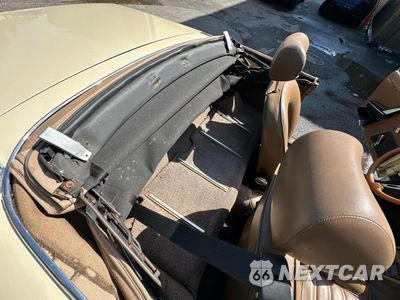 Zdjęcie 6 z 11 samochodu: 1982 ALFA ROMEO VELOCE 2000 SPIDER VIN:ZARBA5418C1015601 - miniatura