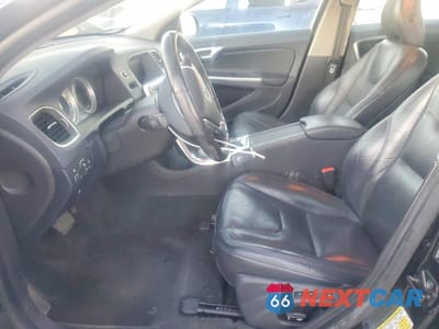 Zdjęcie 7 z 11 samochodu: 2013 VOLVO S60 T5 VIN:YV1612FH4D1212667 - miniatura