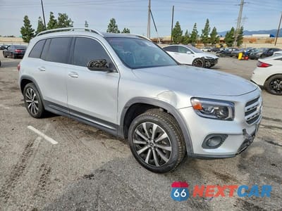 Czwarte zdjęcie samochodu z boku: 2022 MERCEDES-BENZ GLB 250 VIN:W1N4M4GB1NW185676 - miniatura