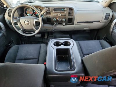 Zdjęcie 8 z 12 samochodu: 2013 GMC SIERRA VIN:1GTR2UEA5DZ134790 - miniatura