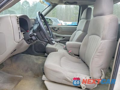 Zdjęcie 7 z 13 samochodu: 2003 CHEVROLET S TRUCK S10 VIN:1GCCS19X738255120 - miniatura