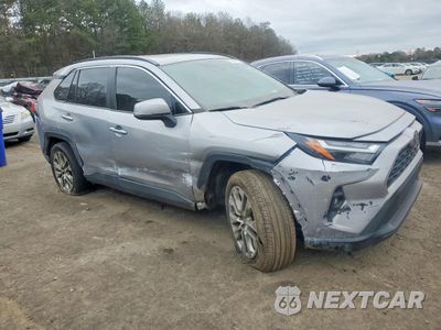 Czwarte zdjęcie samochodu z boku: 2023 TOYOTA RAV4 XLE PREMIUM VIN:2T3C1RFV3PC249398 - miniatura