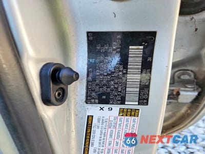 Zdjęcie 13 z 13 samochodu: 2005 TOYOTA HIGHLANDER VIN:JTEGD21A750129488 - miniatura