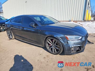 Czwarte zdjęcie samochodu z boku: 2018 AUDI S5 PRESTIGE VIN:WAUC4CF58JA010869 - miniatura