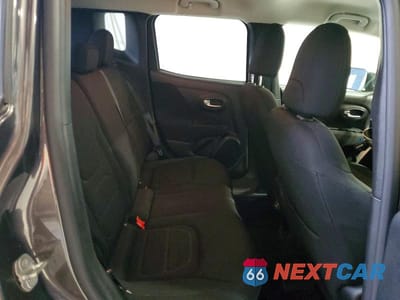Zdjęcie 11 z 13 samochodu: 2021 JEEP RENEGADE LATITUDE VIN:ZACNJDBBXMPM40443 - miniatura