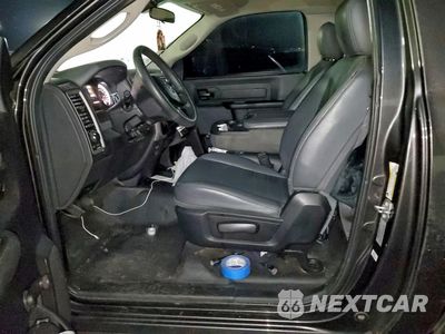 Zdjęcie 7 z 13 samochodu: 2016 RAM 1500 ST VIN:3C6JR6AG3GG382367 - miniatura